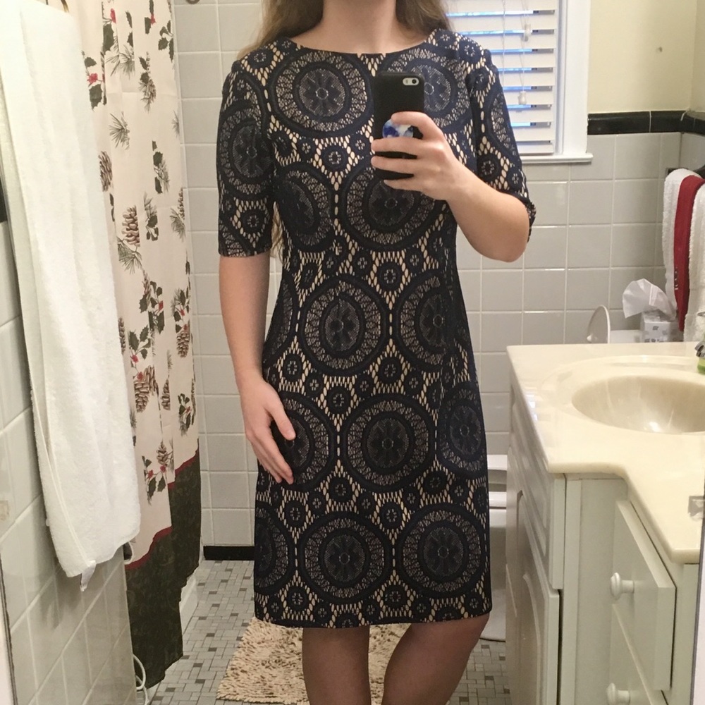 Blue lace half sleeve dress